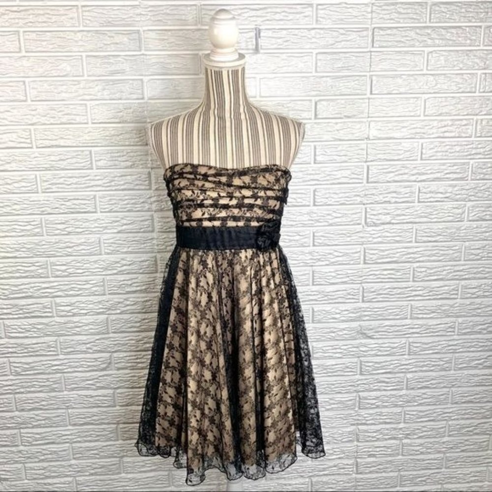 Appropriate Behavior Lace Strapless Dress Size 11/12